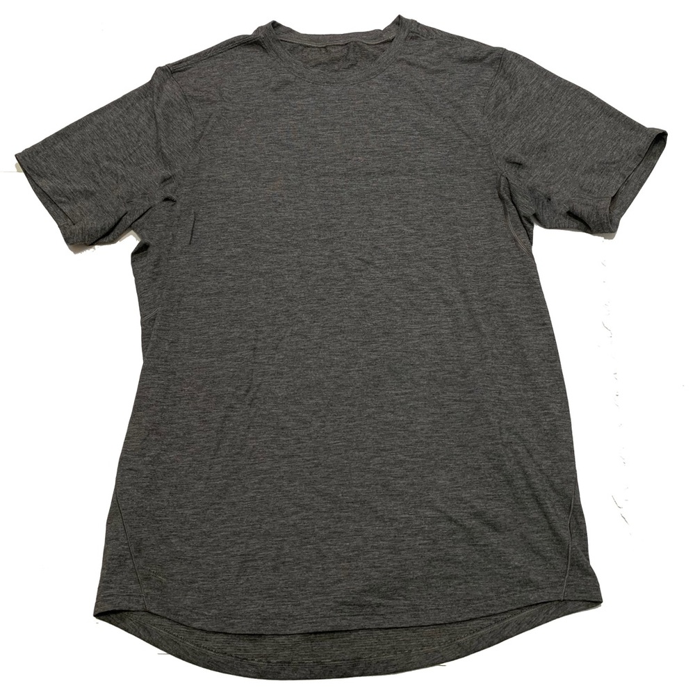 M / Lululemon short sleeve